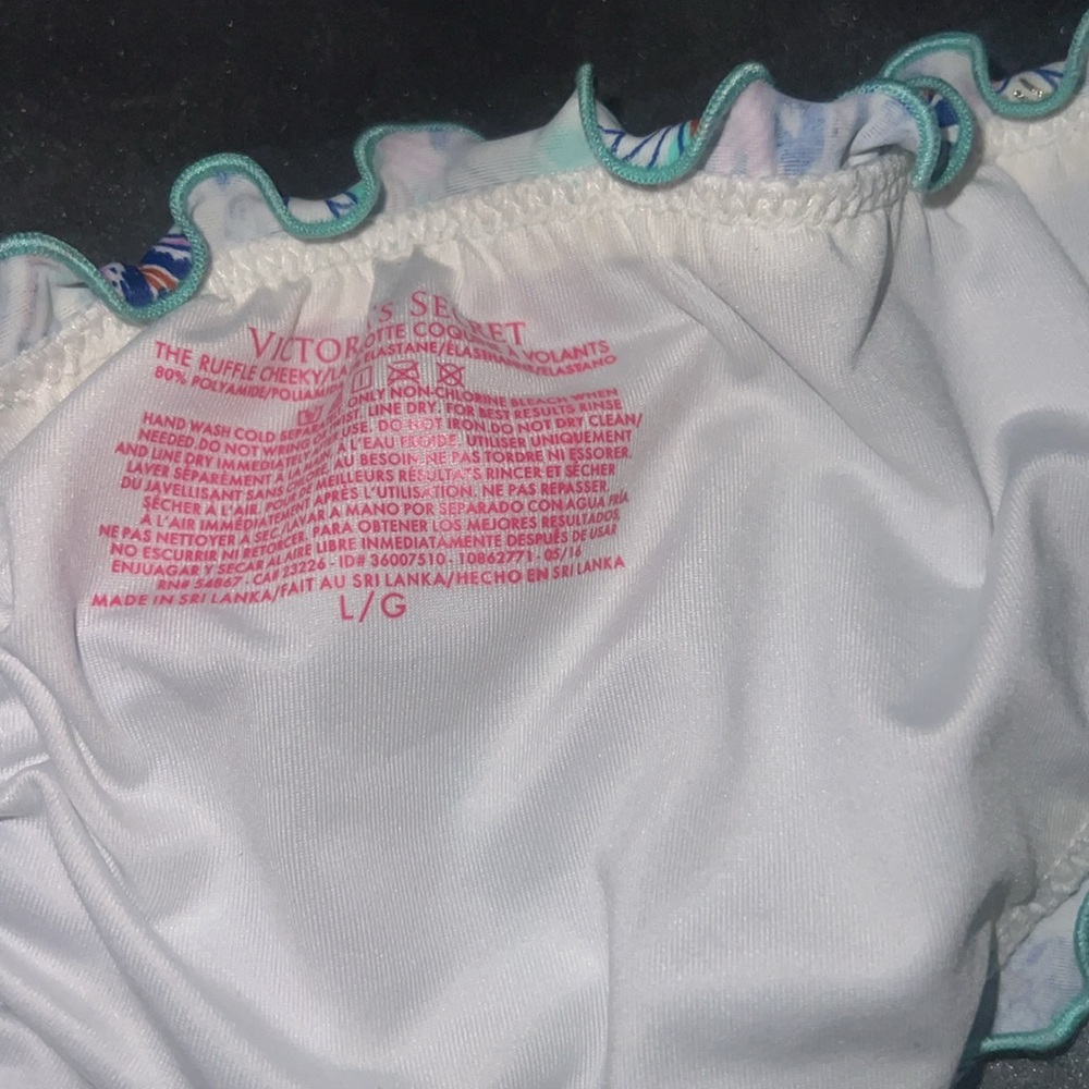 Victoria’s Secret Paisley bikini bottoms scrunched M - Picture 5 of 8